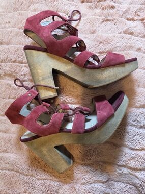Hinge "Skylar" Burgundy Suede Lace-Up Platform Sandals